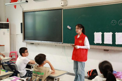 （浙江省杭州市）防邪拒邪“暑”不尽  童心向正“托”起来709.png